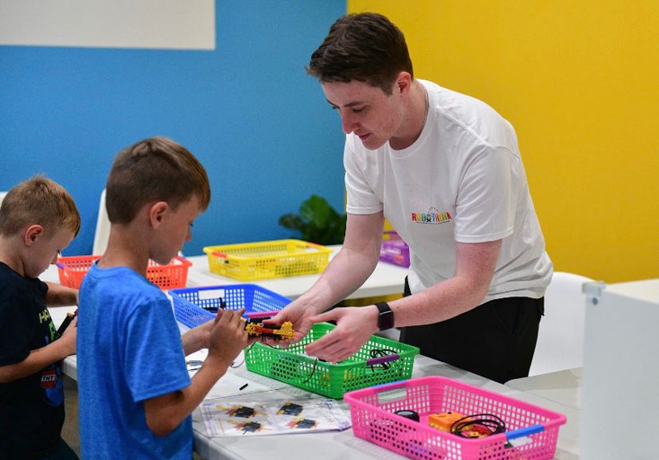 Franklin | Intro to Robotics | Haven Academy | Ages 8-13 (2025-01-06 - 2025-03-24)