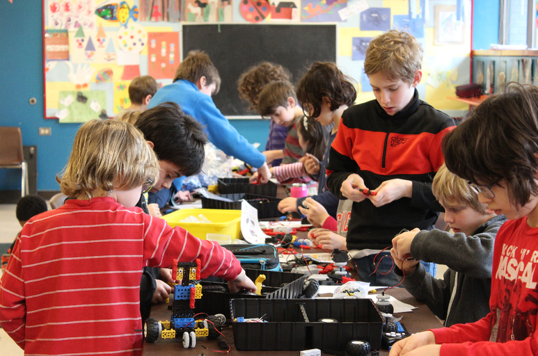Franklin - Demolition Machines: Robotics Class | Ages 8-13 (2025-01-18 - 2025-02-22)
